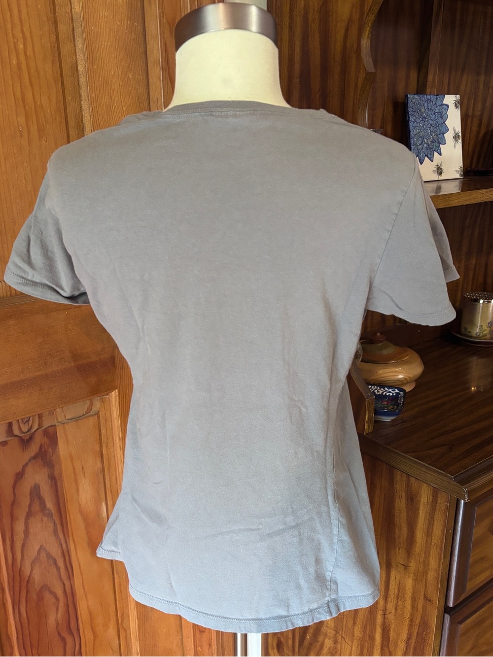 Gray Newsies Tee 'Now is the Time to Seize the Day' - Picture 3 of 4